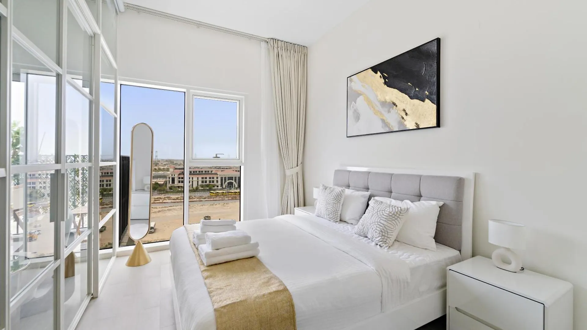 Chic 1 Bedroom Apartment At Golfville Dubai United Arab Emirates