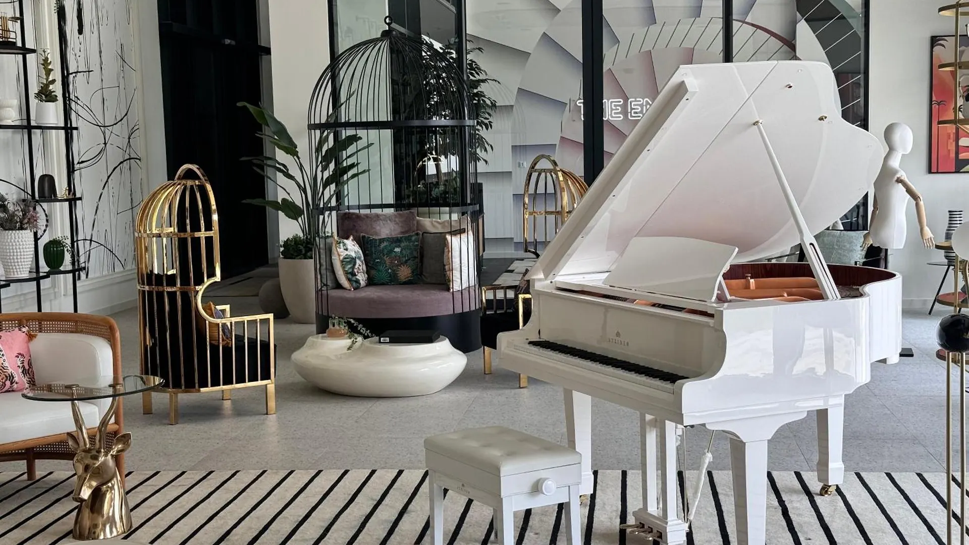 Chic 1 Bedroom Apartment At Golfville Dubai