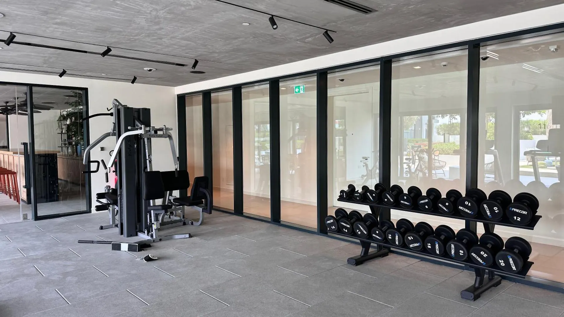 Chic 1 Bedroom Apartment At Golfville Dubai