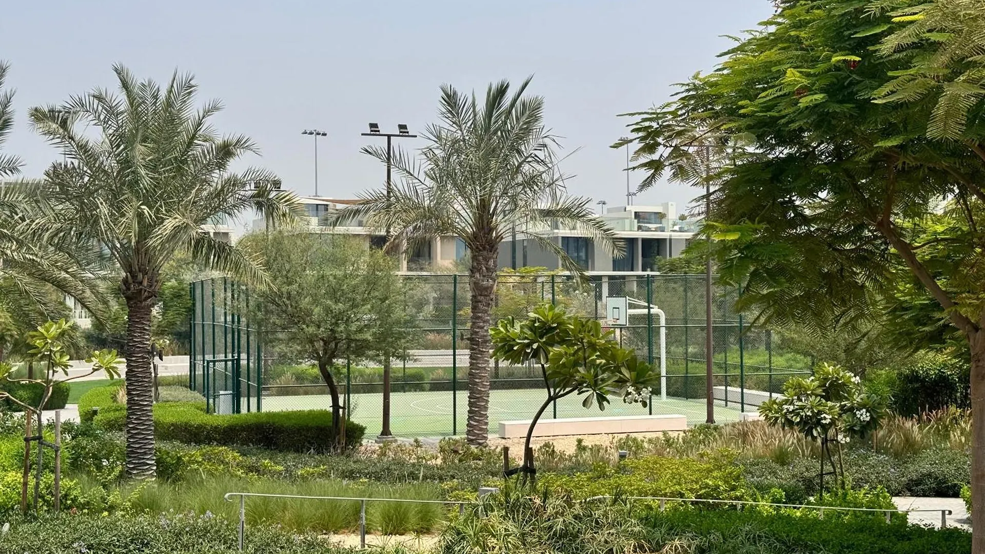 Chic 1 Bedroom Apartment At Golfville Dubai United Arab Emirates